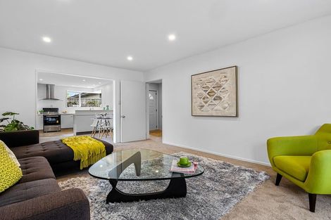 Photo of property in 2/118 Aorangi Road, Bryndwr, Christchurch, 8053