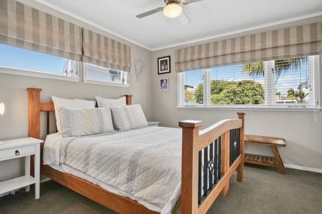 Photo of property in 61 Oceanview Road, Mount Maunganui, 3116