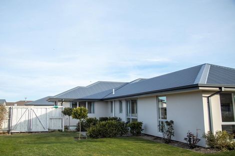 Photo of property in 29 Riverview Road, Rangiora, 7400