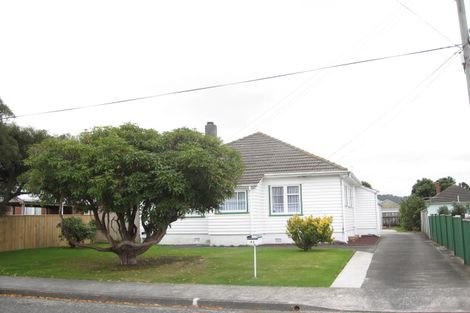 Photo of property in 43 Trinity Avenue, Epuni, Lower Hutt, 5011
