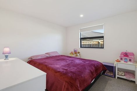Photo of property in 51 Mehrtens Crescent, Woodend, 7691