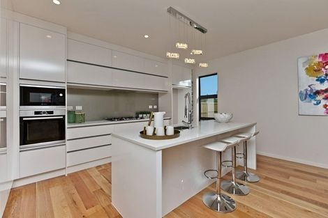 Photo of property in 18 Spyglass Street, Red Beach, 0932