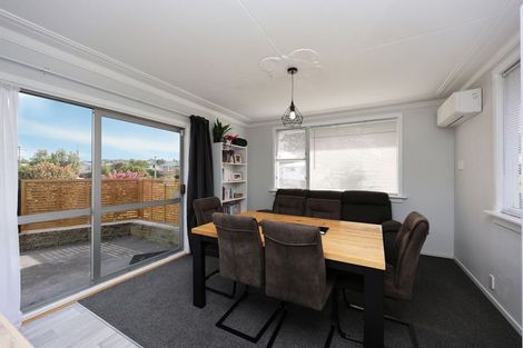 Photo of property in 11 Oxford Street, Holmes Hill, Oamaru, 9401