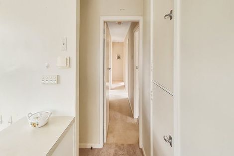 Photo of property in 2 Oaklea Avenue, Marton, 4710