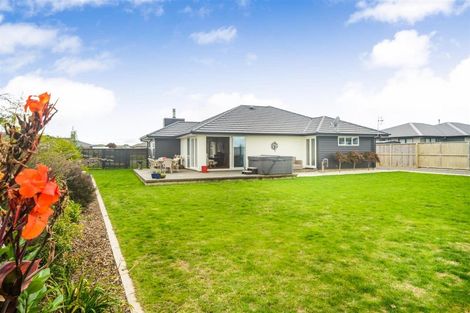 Photo of property in 19 George Street, Bulls, 4818