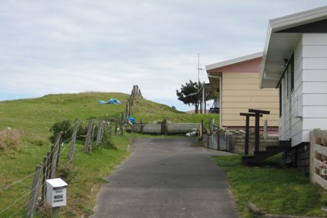 Photo of property in 40a Karyn Street, Castlecliff, Whanganui, 4501