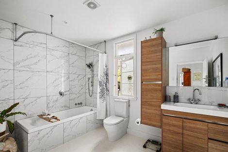 Photo of property in 46 Sunderland Street, Clyde, 9330