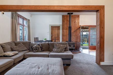 Photo of property in 6 Napier Road, Terrace End, Palmerston North, 4410