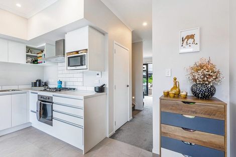 Photo of property in 11 Wai Place, Westgate, Auckland, 0614