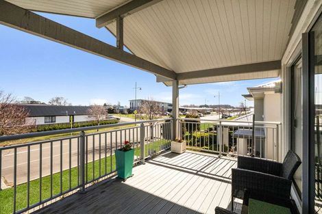 Photo of property in 4 Solander Road, Pegasus, 7612