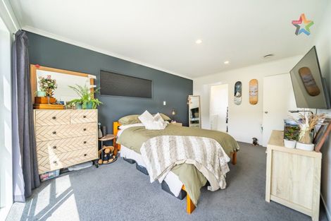 Photo of property in 5a Kilkenny Grove, Wainuiomata, Lower Hutt, 5014