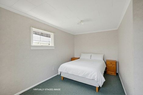 Photo of property in 12 Junction Street, Welbourn, New Plymouth, 4310