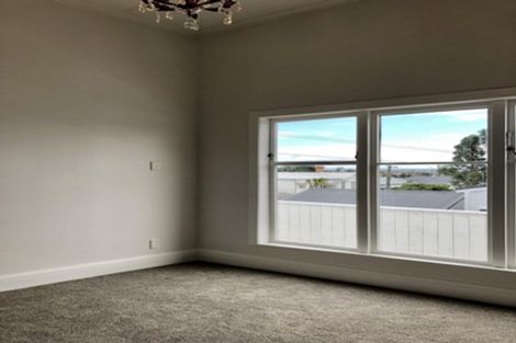 Photo of property in 9a Rogan Street, Mount Roskill, Auckland, 1041