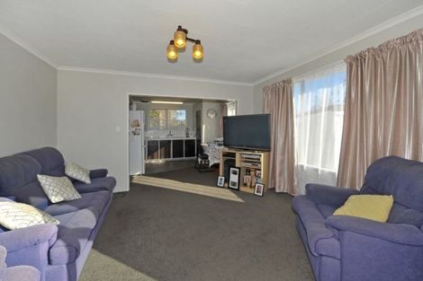 Photo of property in 2/9 Peckham Lane, Woolston, Christchurch, 8062