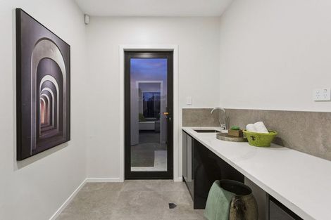 Photo of property in 1 Piwari Lane, Taupaki, 0782