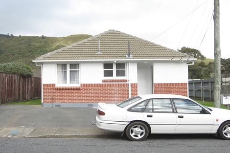 Photo of property in 8a Bella Grove, Naenae, Lower Hutt, 5011