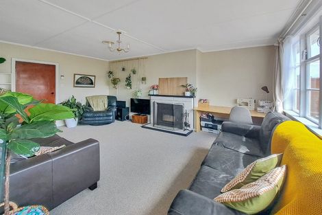 Photo of property in 69 Sladden Street, Naenae, Lower Hutt, 5011