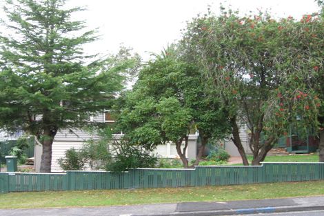 Photo of property in 29 Patts Avenue, Glendene, Auckland, 0602