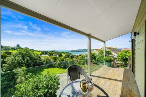 Photo of property in 63 Tireti Road, Titahi Bay, Porirua, 5022