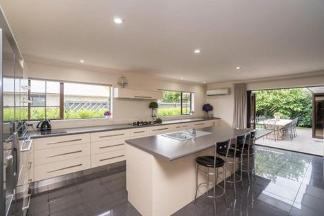 Photo of property in 74 Rata Street, Hawera, 4610