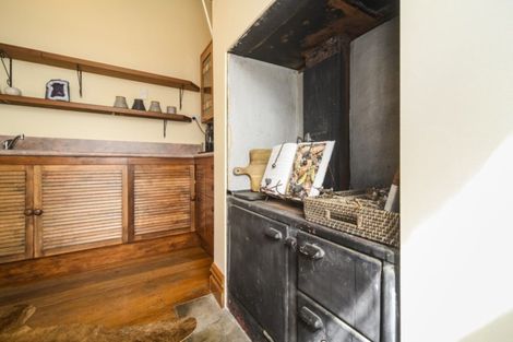 Photo of property in 161 Bridge Street, Bulls, 4818