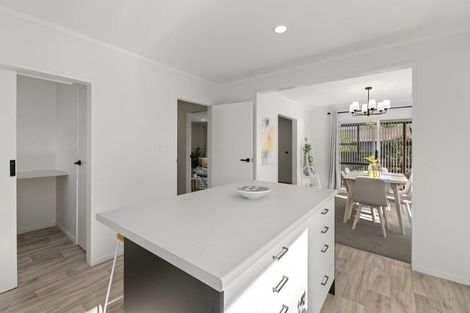 Photo of property in 48a Ngaio Road, Waikanae, 5036