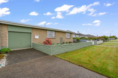 Photo of property in 8 Christina Street, Strathern, Invercargill, 9812