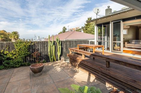 Photo of property in 53 Shakespeare Road, Bluff Hill, Napier, 4110