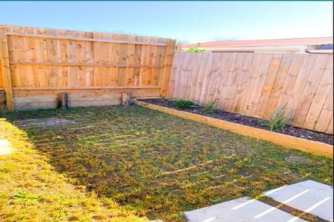 Photo of property in 66c Delta Avenue, New Lynn, Auckland, 0600