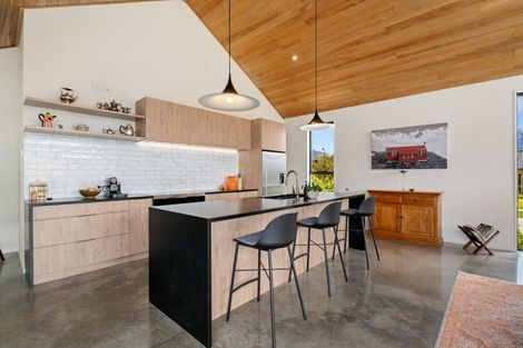 Photo of property in 10 Double Cone Road, Jacks Point, Queenstown, 9371