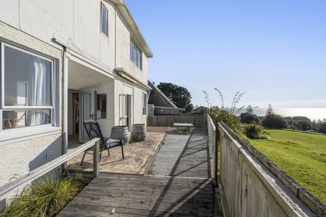 Photo of property in 2 Record Street, Fitzroy, New Plymouth, 4312
