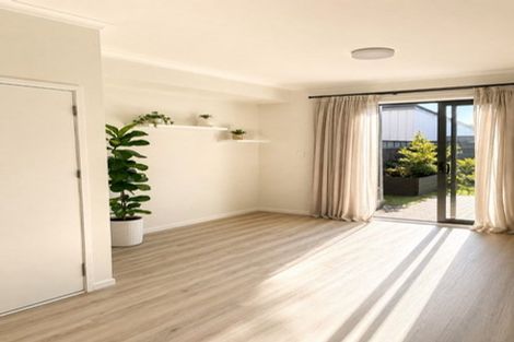 Photo of property in 68 Manarini Road, Westgate, Auckland, 0614