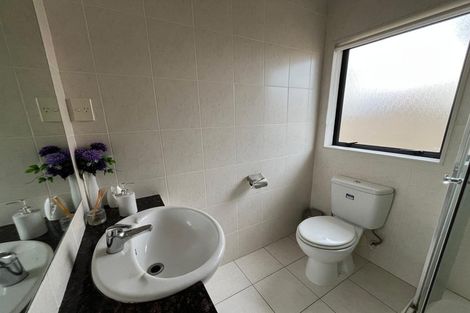 Photo of property in 98 Meadowland Drive, Somerville, Auckland, 2014