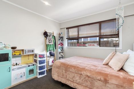 Photo of property in 1/105 Taylor Road, Mangere Bridge, Auckland, 2022