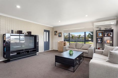 Photo of property in 20 Ohuirehe Road, Coastlands, Whakatane, 3120