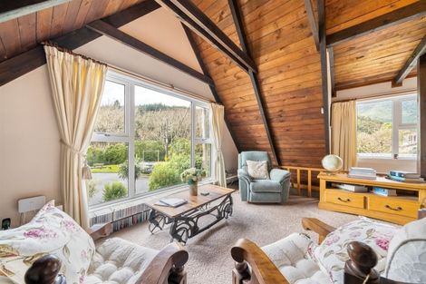 Photo of property in 246 Plateau Road, Te Marua, Upper Hutt, 5018