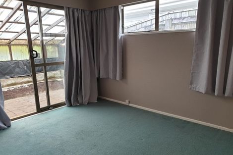 Photo of property in 1 Ceres Crescent, Johnsonville, Wellington, 6037