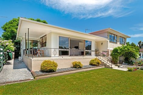 Photo of property in 13 Sunvale Crescent, Whataupoko, Gisborne, 4010