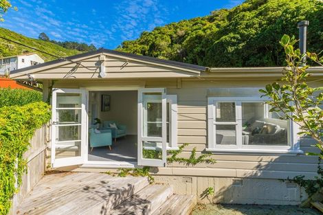 Photo of property in 104 Holloway Road, Aro Valley, Wellington, 6021