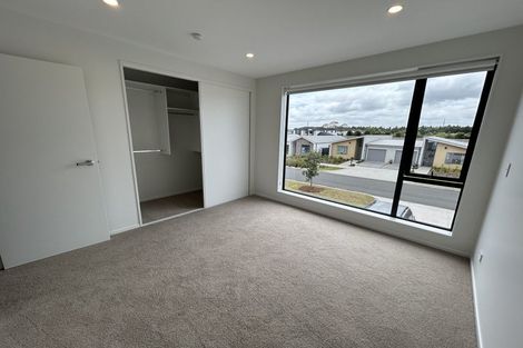 Photo of property in 25 Ngakoro Road, Karaka, Papakura, 2113
