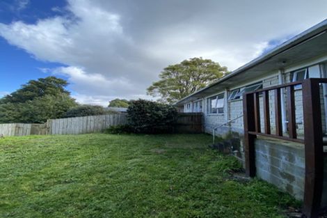Photo of property in 2/18 Mirrabooka Avenue, Botany Downs, Auckland, 2010