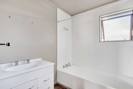 Photo of property in 2 Birch Place, Aramoho, Whanganui, 4500