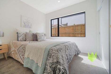 Photo of property in 20b Crestview Rise, Papakura, 2110