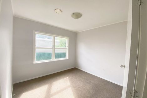 Photo of property in 24 Helen Ryburn Place, Torbay, Auckland, 0630