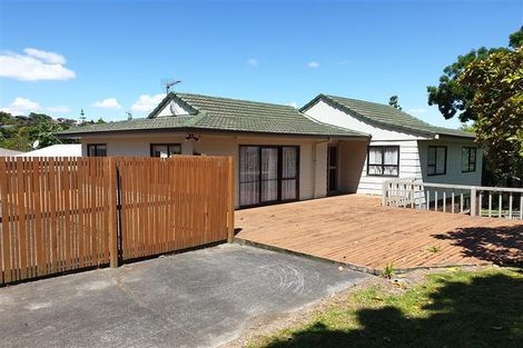 Photo of property in 6 Everglade Drive, Goodwood Heights, Auckland, 2105