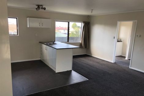 Photo of property in 1/38 Maplesden Drive, Clendon Park, Auckland, 2103