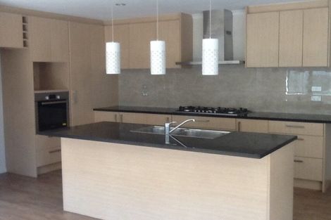 Photo of property in 17 Yatterina Avenue, Takanini, 2112