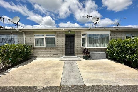Photo of property in 2/299 Ruahine Street, Terrace End, Palmerston North, 4410