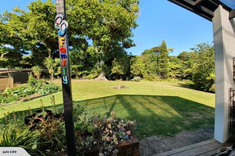 Photo of property in 30 Driving Creek Road, Coromandel, 3506