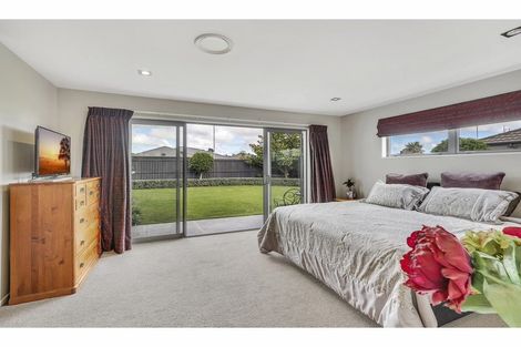 Photo of property in 27 Sovereign Boulevard, Kaiapoi, 7630